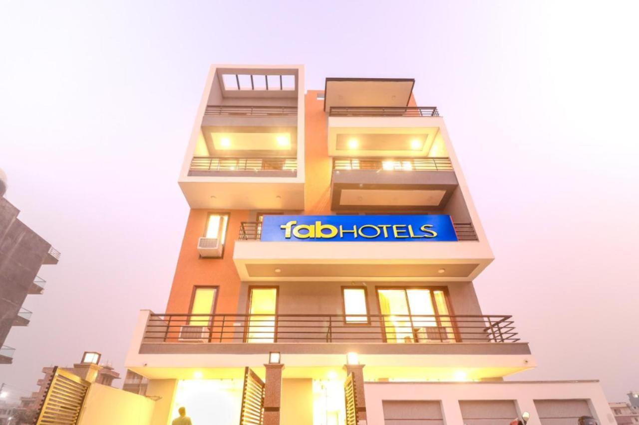 Fabhotel Comfort Residency II Gurgaon Exterior photo